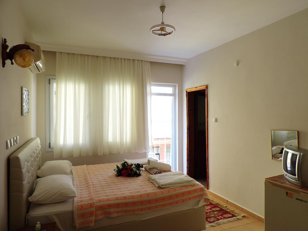 Onur Pension Fethiye Bilik gambar