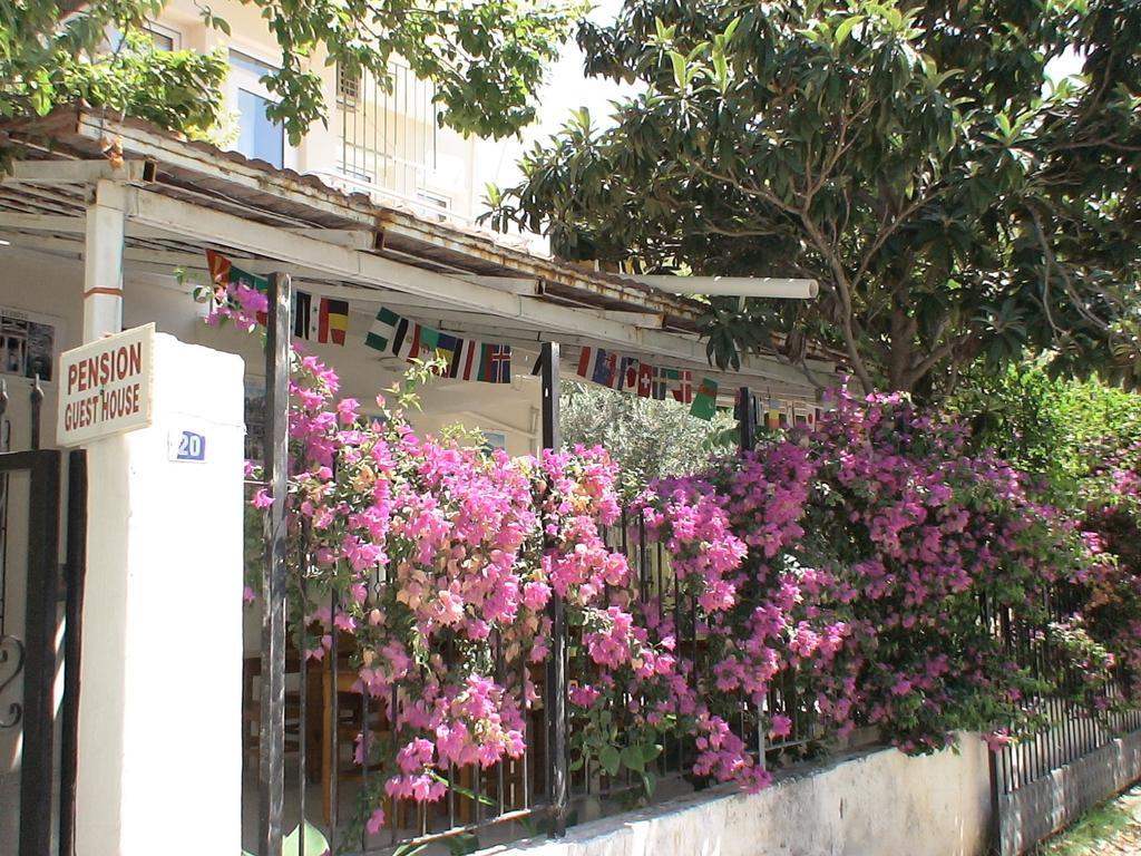 Onur Pension Fethiye Luaran gambar