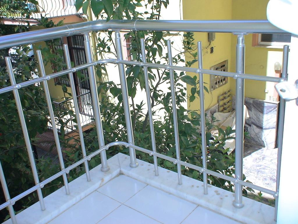 Onur Pension Fethiye Luaran gambar